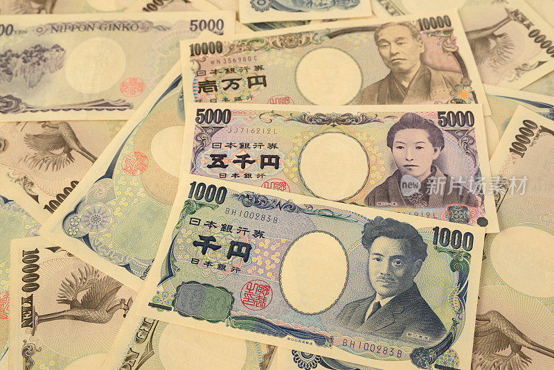 1000, 5000和10000日元纸币特写-纸币